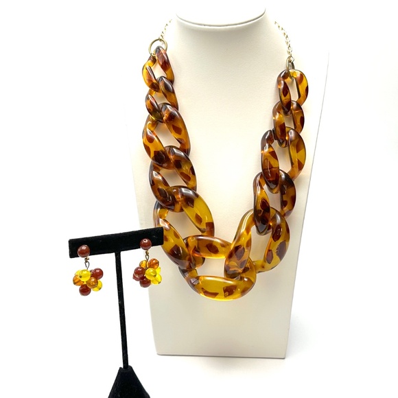 1980s Kenneth Jay Lane Tortoiseshell Lucite Necklace with Free Earrings — EUC - Picture 3 of 7
